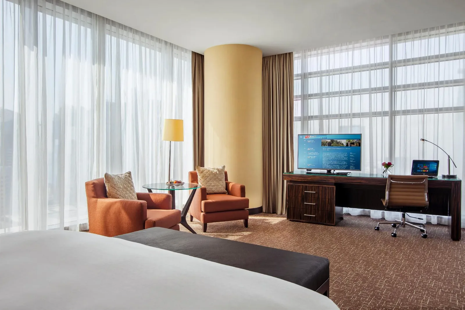 City Centre Rotana Room